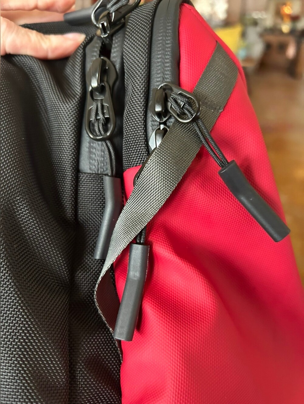 Red 28L COR Surf Travel Backpack $90 (retail $120) - Picture 4 of 8